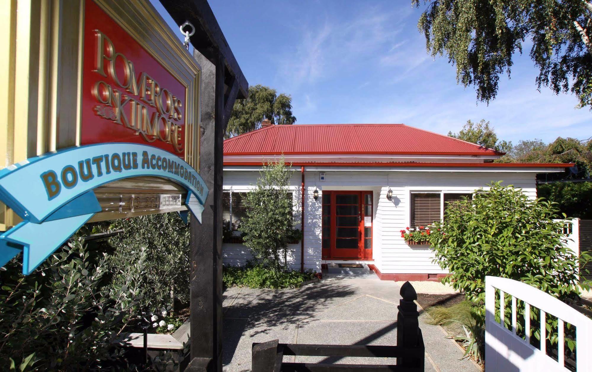 Pomeroys On Kilmore Christchurch Exterior photo